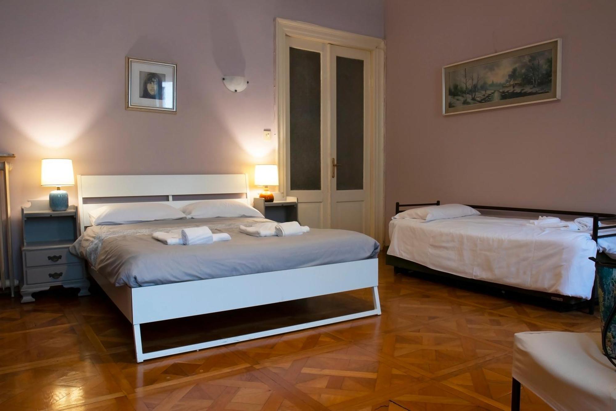 La Casa Del Teatro - Hostel Trieste Extérieur photo
